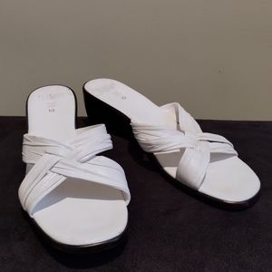 ITALIAN SHOEMAKERS Women's Saylor Wedge White platform Sandals resortwear 10